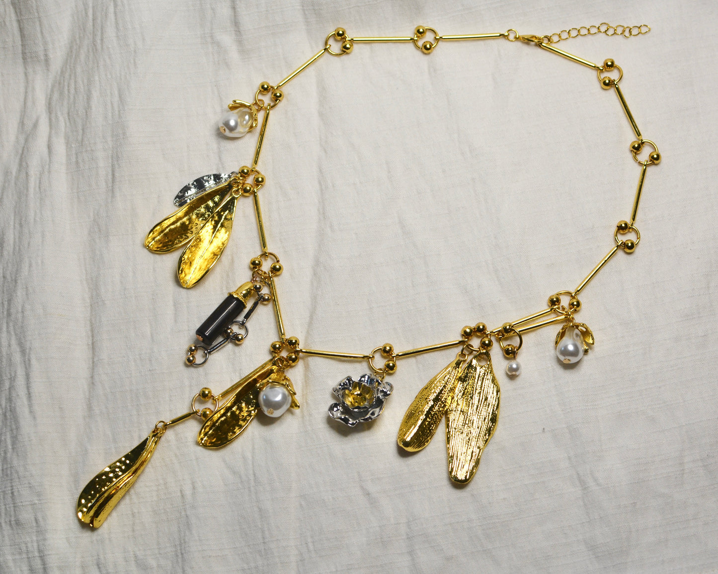 Collar Hojas