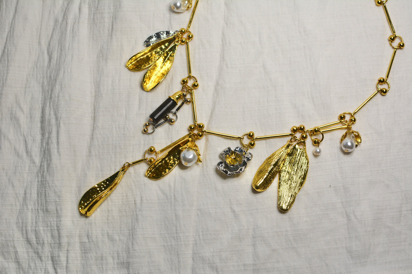 Collar Hojas