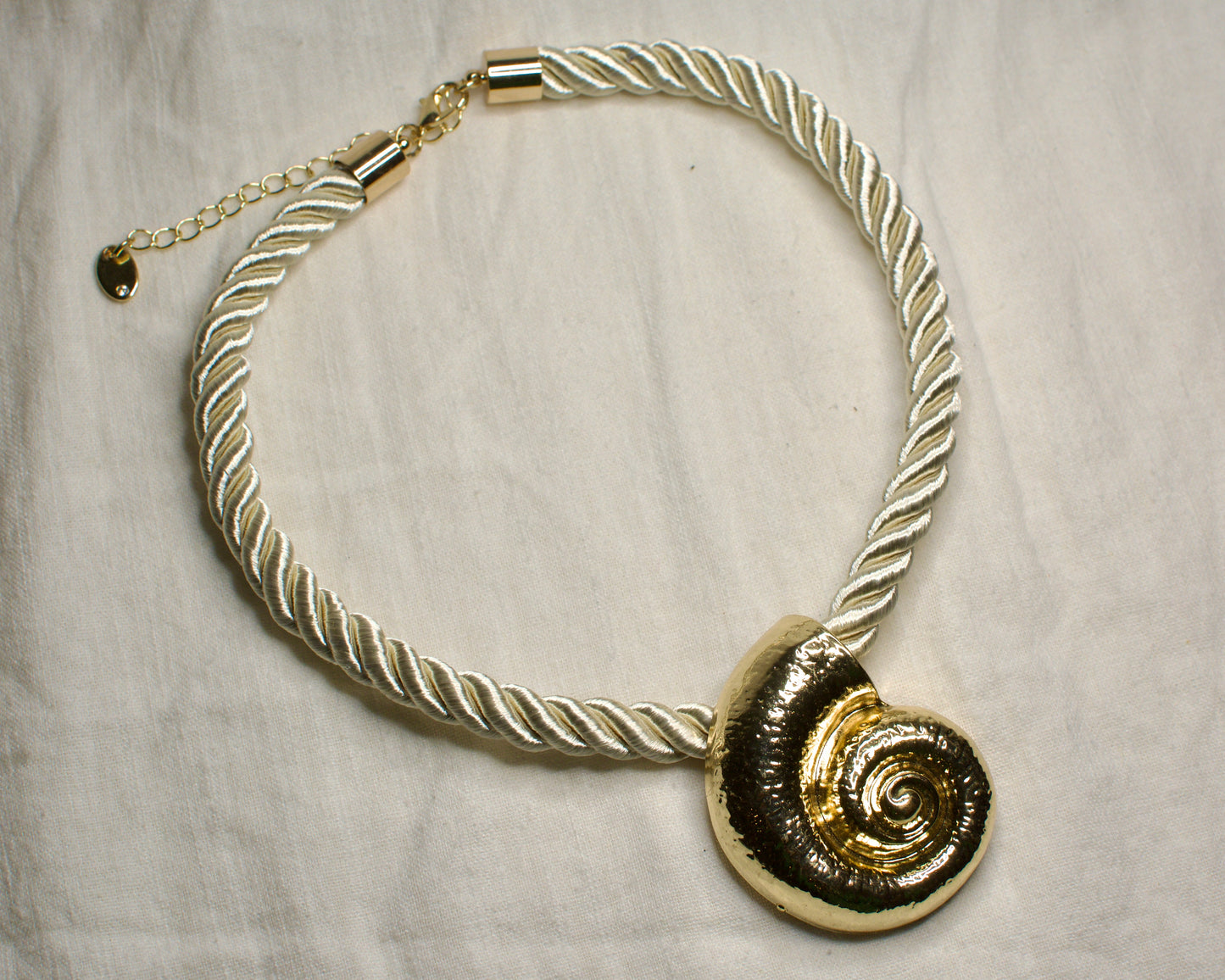 Collar Caracol Chapa