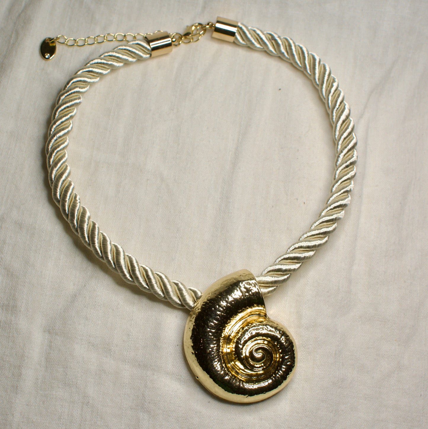 Collar Caracol Chapa