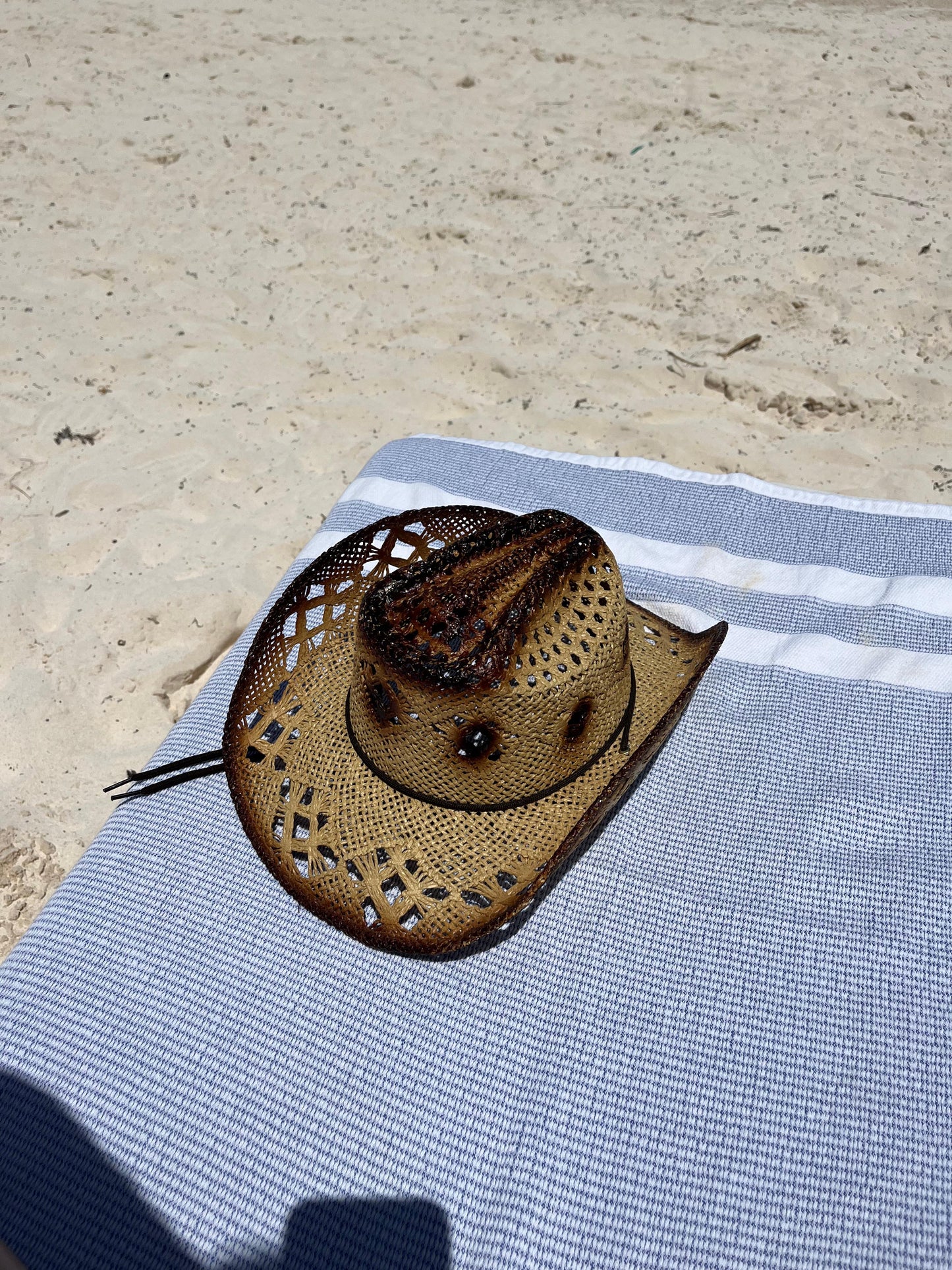 Cowboy Hat Café Claro