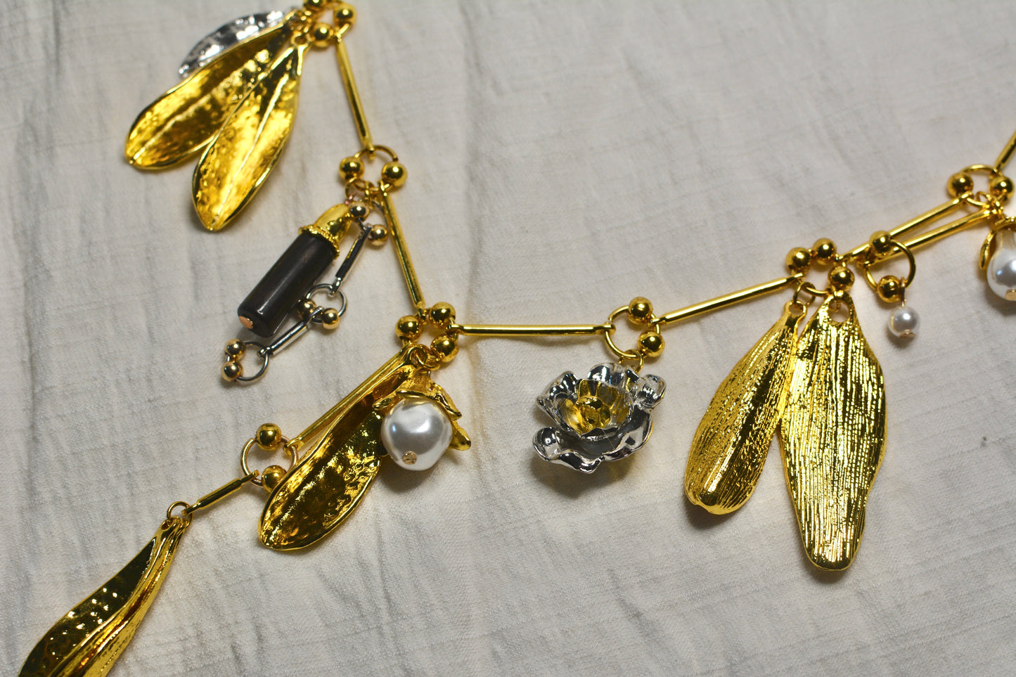 Collar Hojas