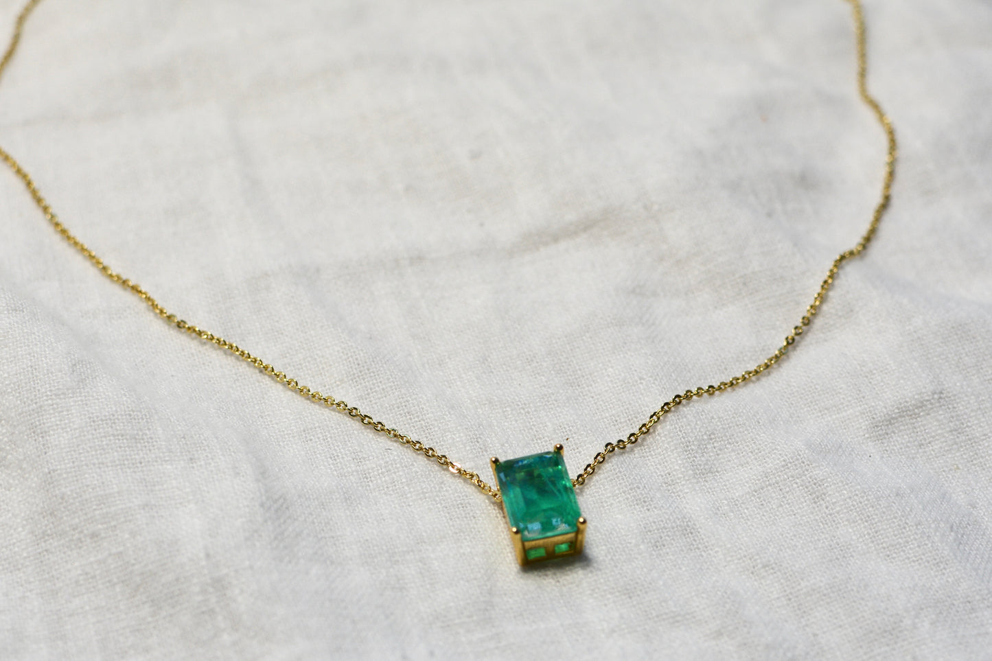 Collar Esmeralda de Lab L