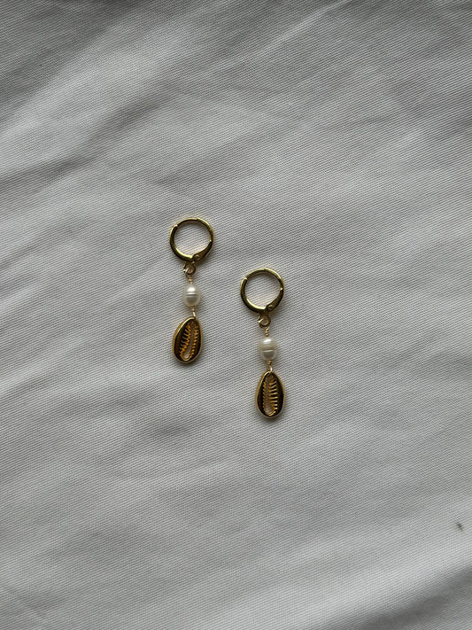 Mini Hoops Concha Perla