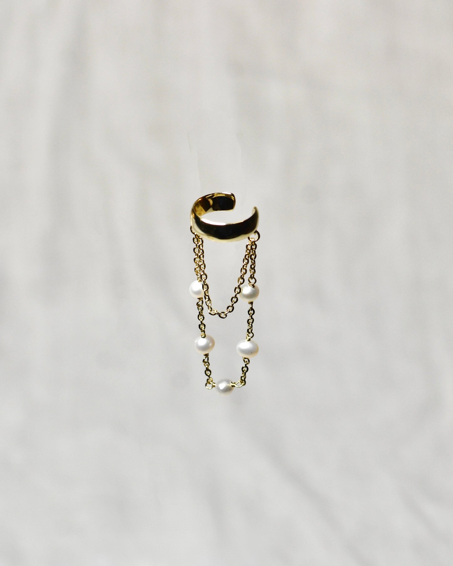 Earcuff Perlas