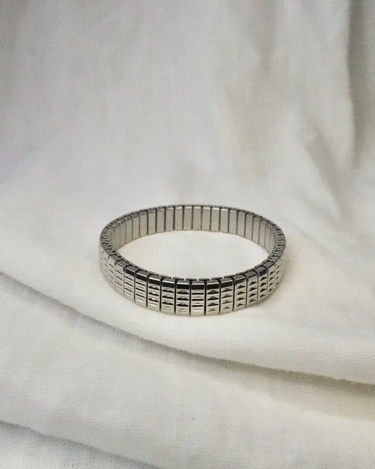 Bangle Plateada S